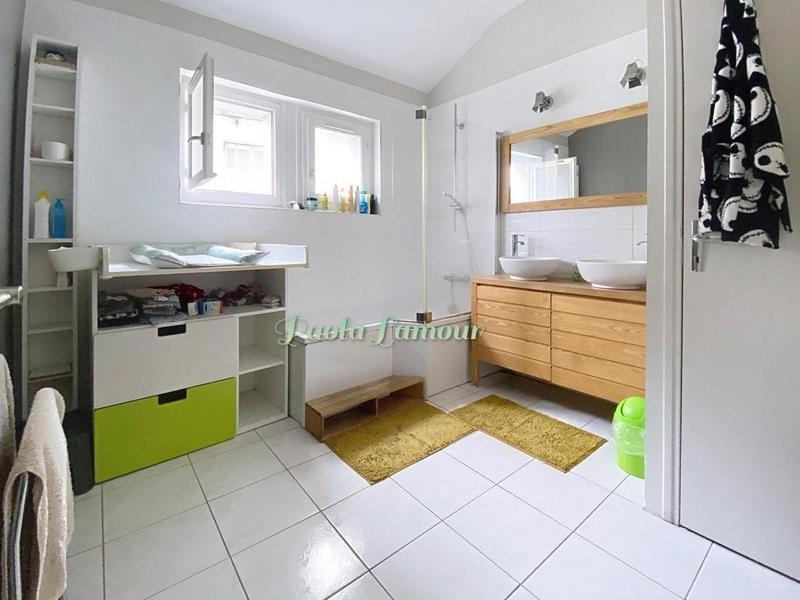 Maison - 136 m² - 6 pièces