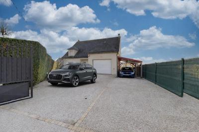 Maison - 300 m² - 8 pièces