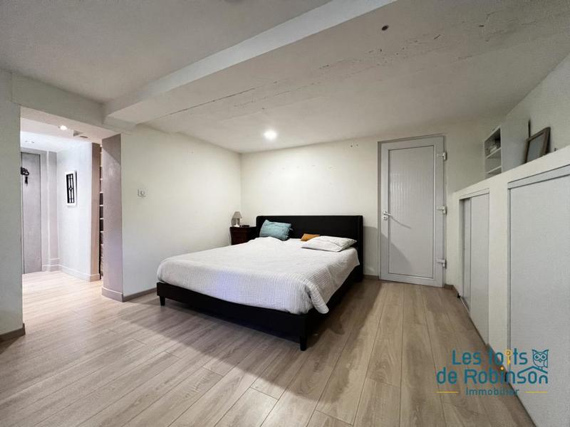 Maison - 111 m² - 6 pièces