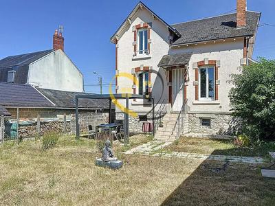 Maison - 104 m² - 6 pièces