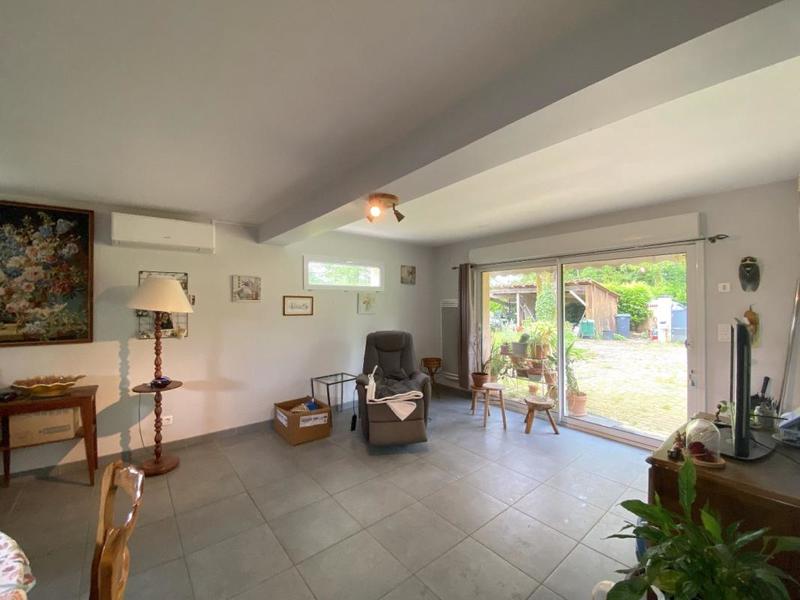 Maison - 227 m² - 7 pièces