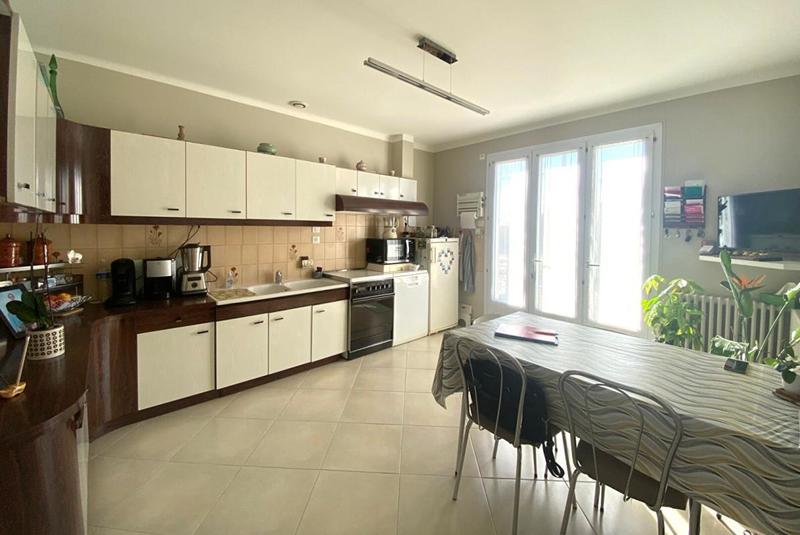 Maison - 110 m² - 6 pièces