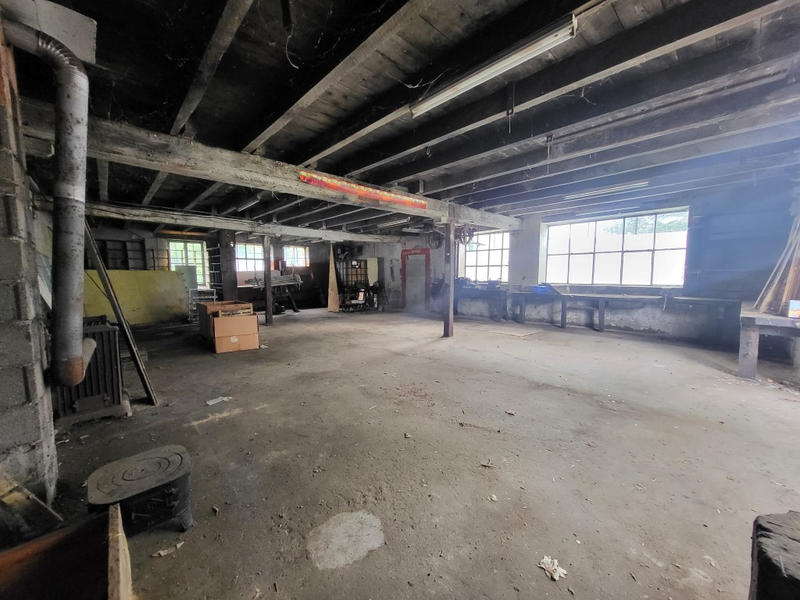 Maison - 200 m² - 1 pièce