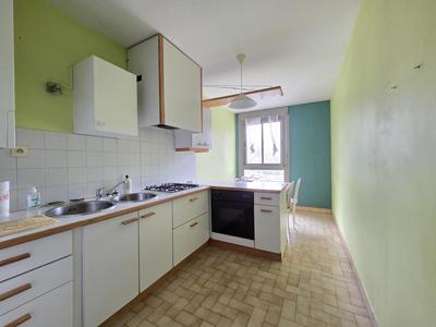 Appartement ancien - 73 m² - 3 pièces