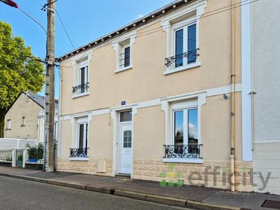 Maison - 110 m² - 6 pièces