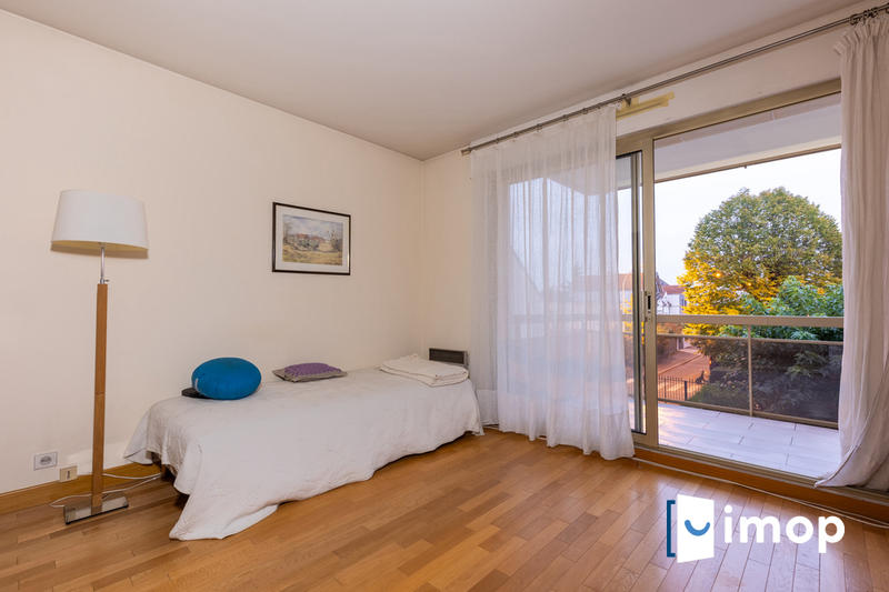 Appartement - 130 m² - 5 pièces