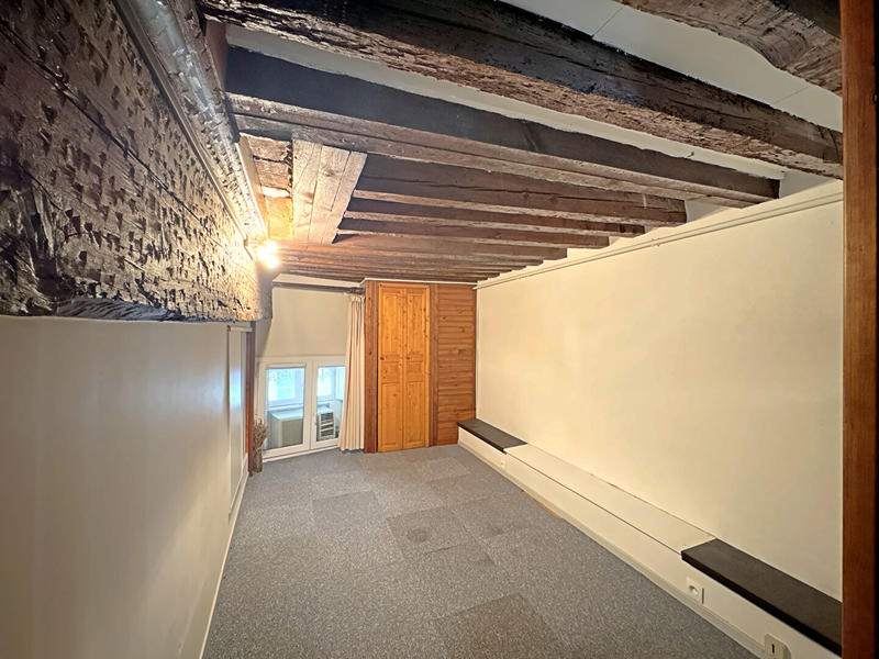 Appartement - 100 m² - 3 pièces