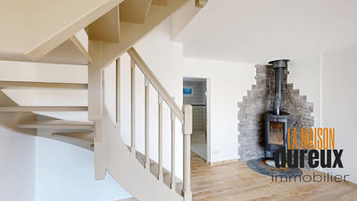 Maison - 101 m² - 5 pièces