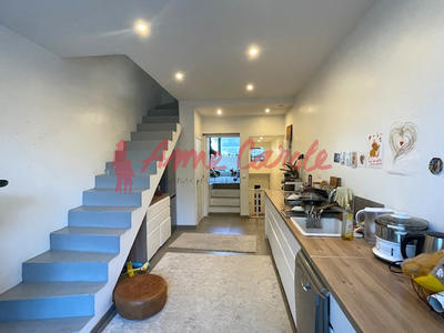 Maison - 187 m² - 8 pièces