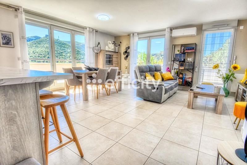 Appartement - 84 m² - 4 pièces