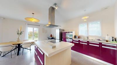 Maison - 121 m² - 5 pièces