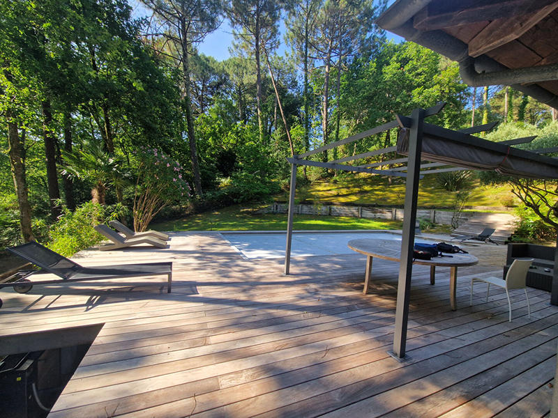 Maison - 140 m² - 5 pièces