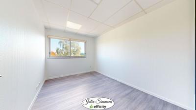 Bureau - 58 m² - 1 pièce