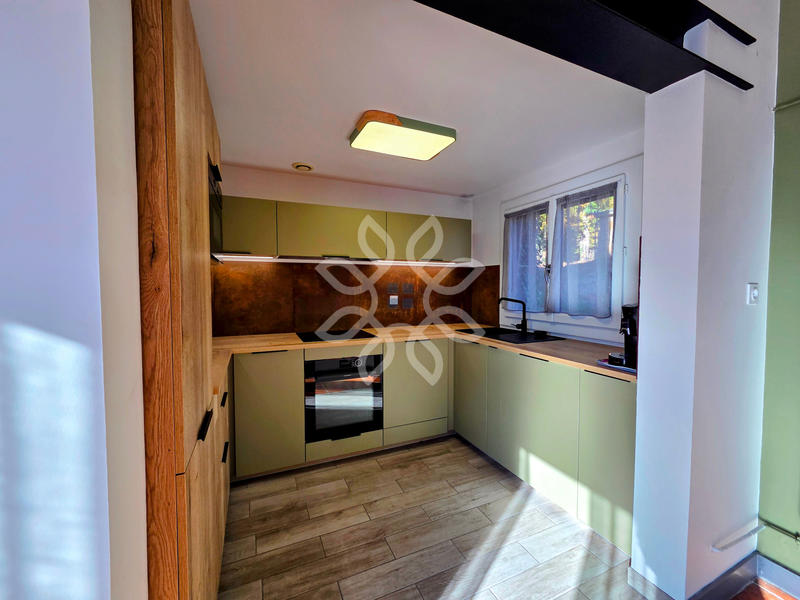 Maison - 111 m² - 4 pièces