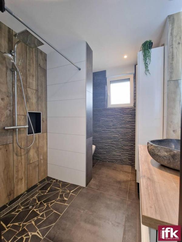 Maison - 143 m² - 6 pièces