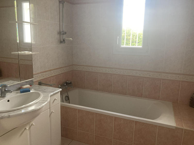 Maison - 97 m² - 4 pièces