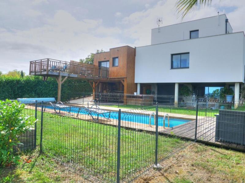 Maison - 200 m² - 4 pièces