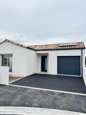 Maison - 82 m² - 4 pièces