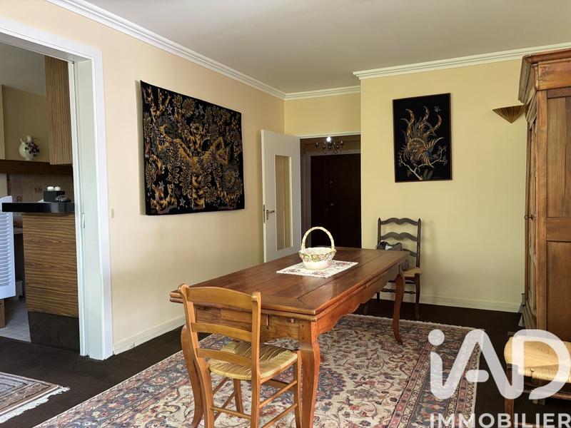 Appartement - 90 m² - 4 pièces