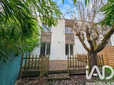 Maison - 67 m² - 3 pièces