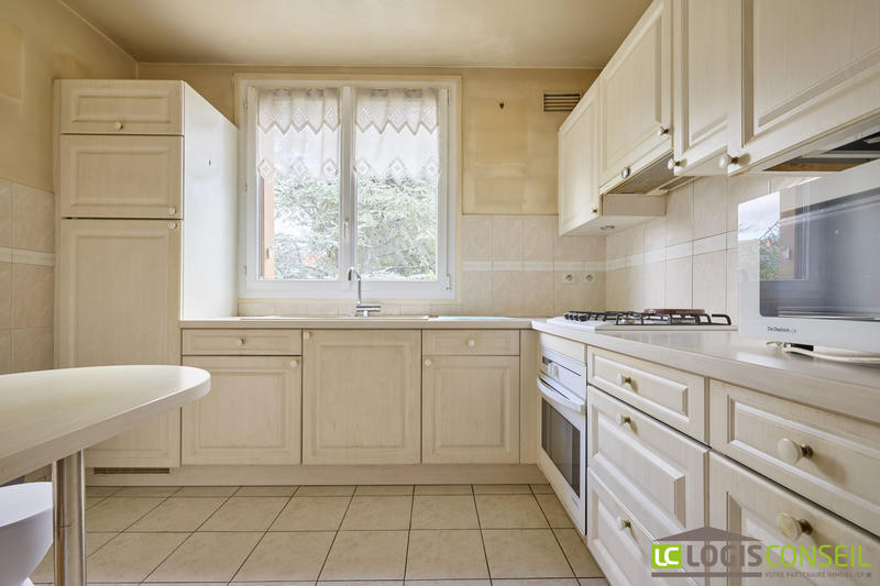 Appartement - 64 m² - 3 pièces