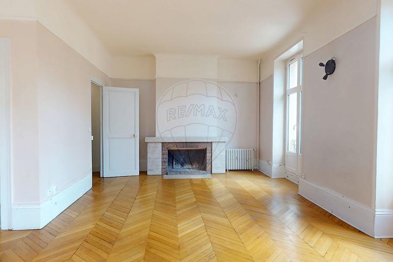Maison bourgeoise - 180 m² - 7 pièces