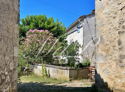 Maison de campagne - 430 m² - 10 pièces