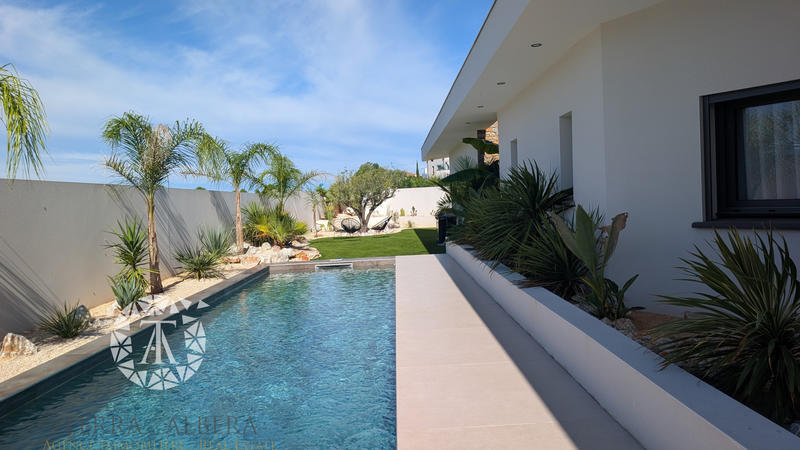 Villa - 182 m² - 5 pièces