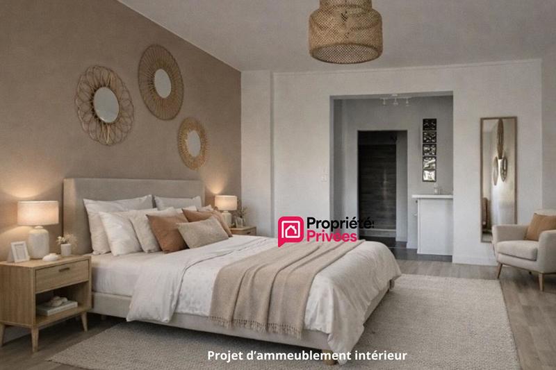 Appartement - 120 m² - 5 pièces