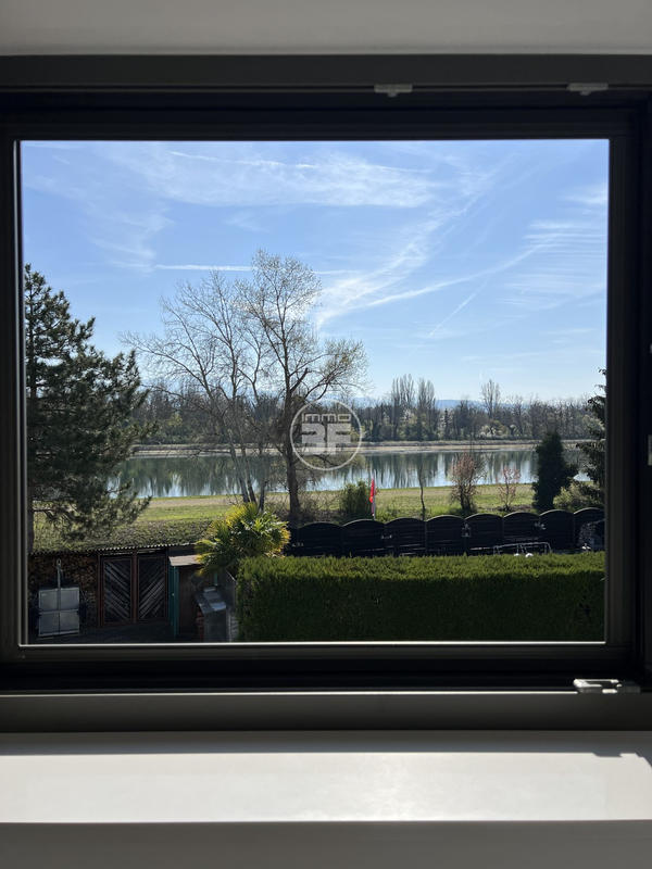 Maison - 215 m² - 6 pièces