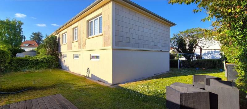 Maison - 92 m² - 4 pièces