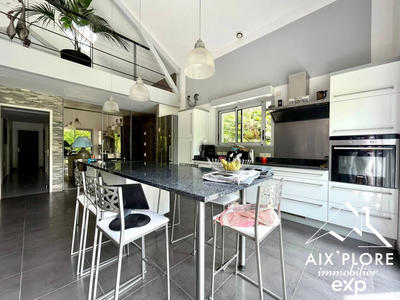 Maison - 157 m² - 6 pièces