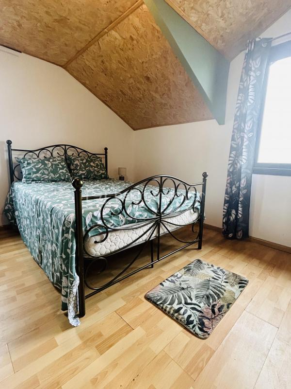 Maison - 170 m² - 8 pièces