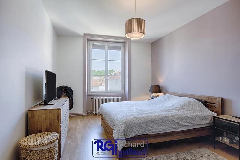 Appartement - 127 m² - 5 pièces