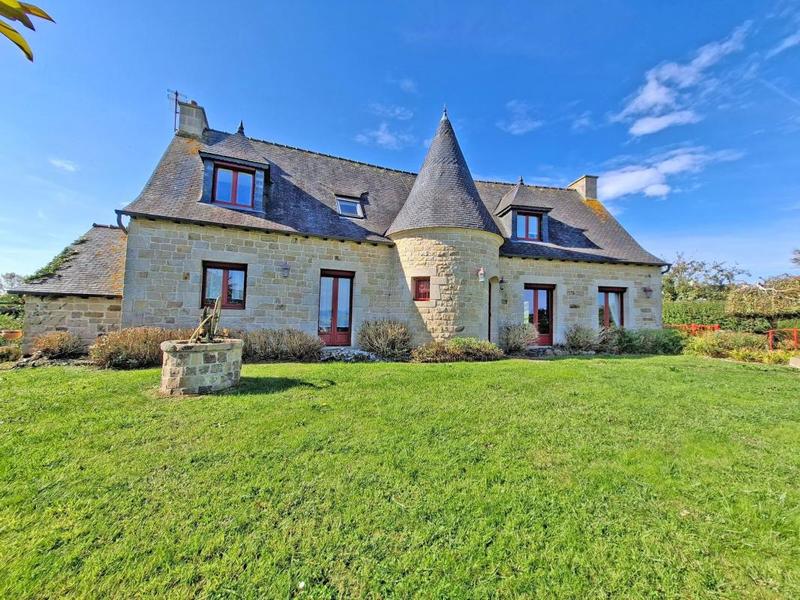 Maison - 154 m² - 3 pièces