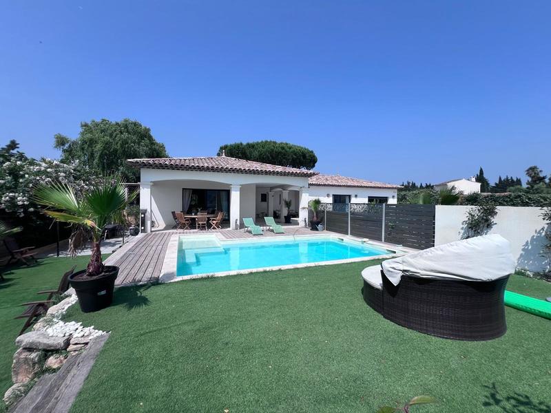 Villa - 200 m² - 5 pièces