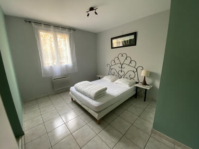 Propriété - 256 m² - 10 pièces