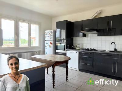 Maison - 103 m² - 4 pièces