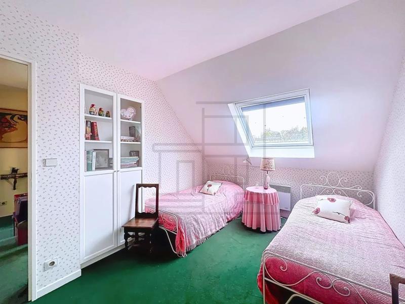 Appartement - 103 m² - 6 pièces