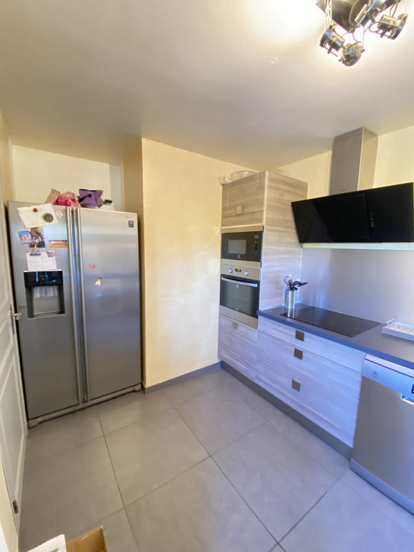 Appartement - 90 m² - 3 pièces