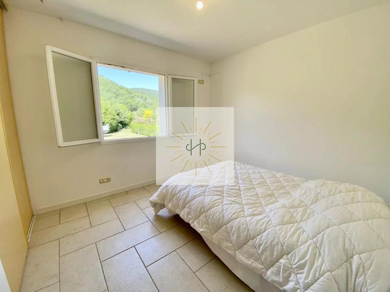 Maison - 138 m² - 5 pièces