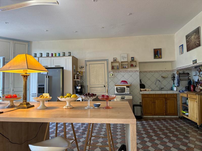 Maison - 380 m² - 11 pièces