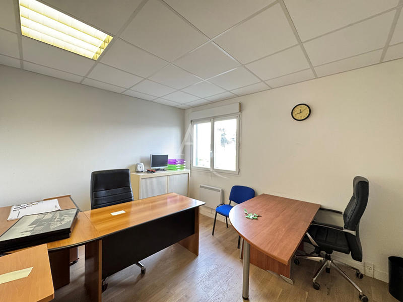 Bureau - 33 m² - 2 pièces