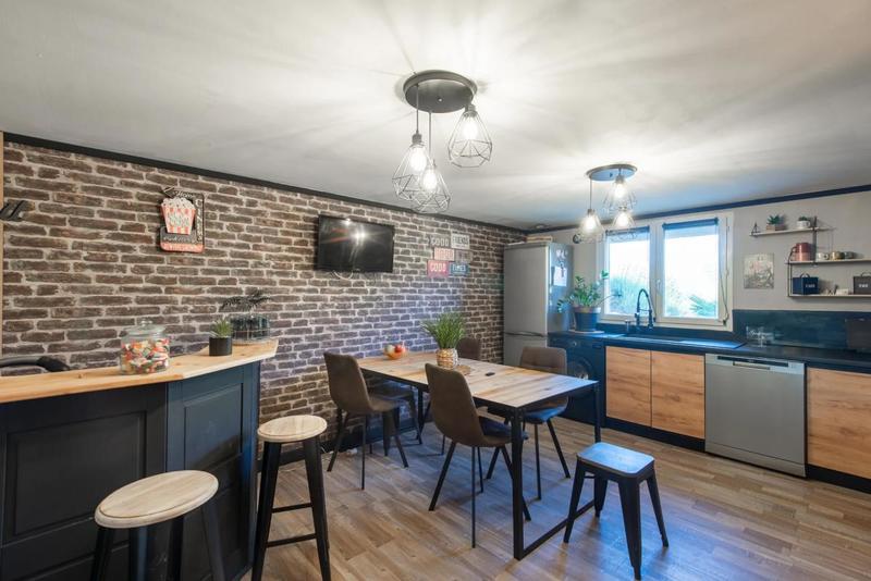 Villa - 280 m² - 11 pièces