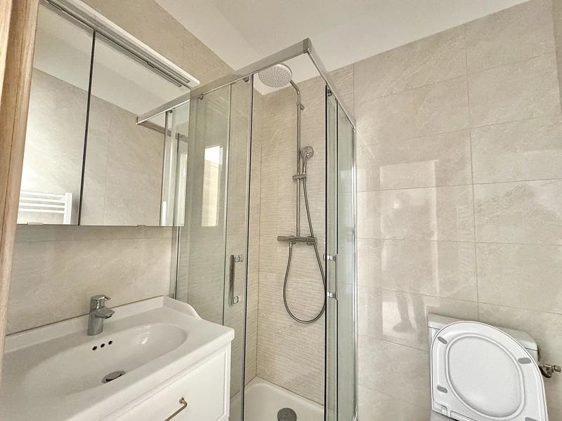 Immeuble - 122 m² - 7 pièces