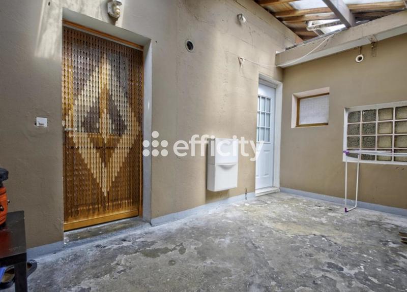 Immeuble - 285 m² - 14 pièces