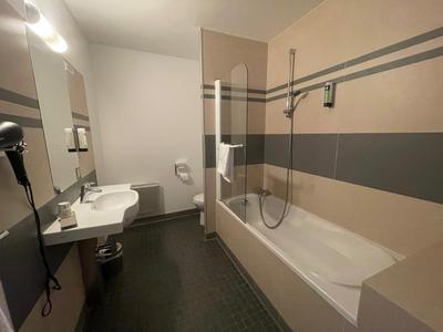 Fonds de commerce - 1 350 m²