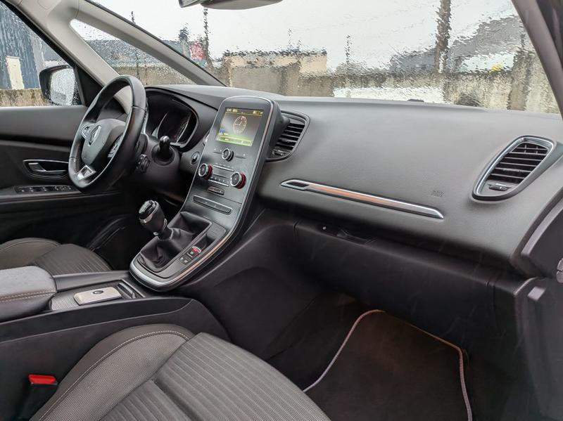 Renault Grand Scénic 1.3 TCe 140 Business - 7 places