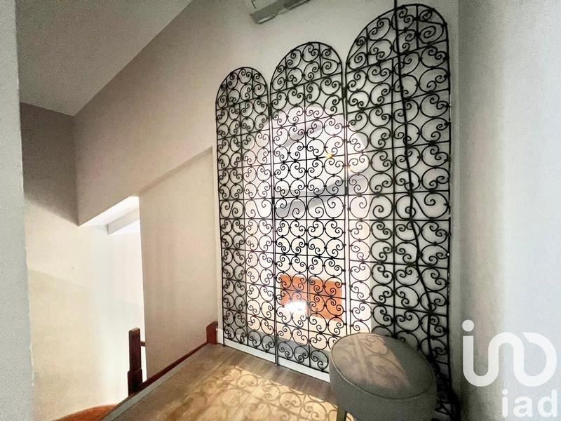 Maison - 186 m² - 7 pièces