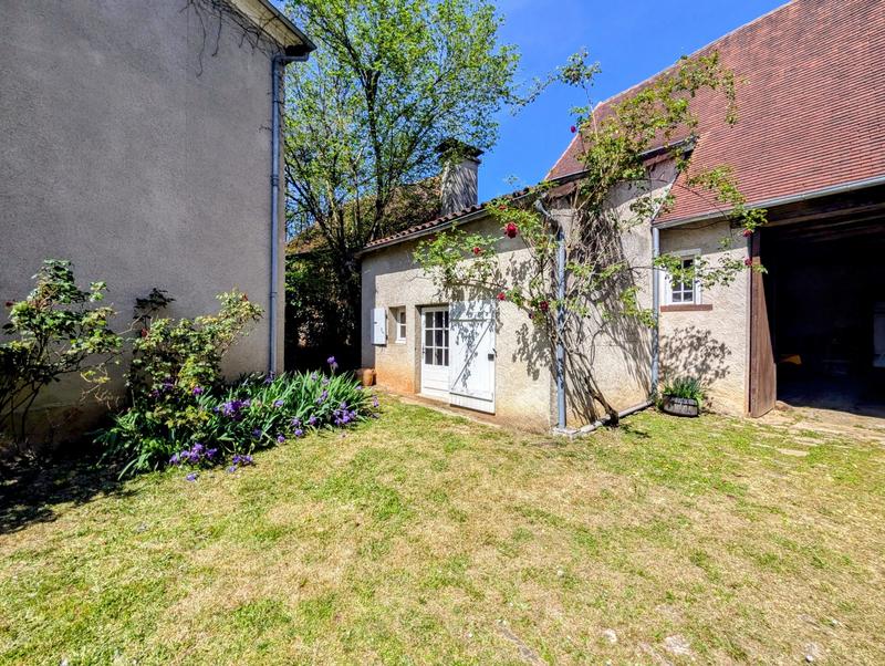 Maison - 176 m² - 8 pièces